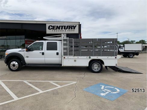 Used 2012 Ford F550 2WD Crew Cab Super Duty w/ Payload Upgrade Pkg image 5