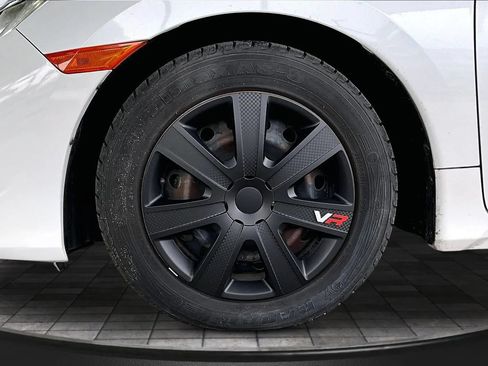 Used 2019 Honda Civic LX image 30