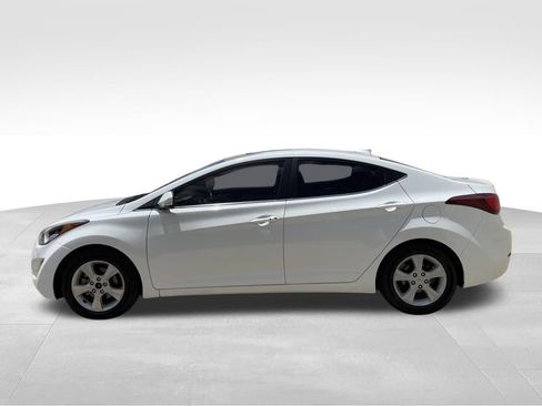 Used 2016 Hyundai Elantra Value Edition FWD image 3
