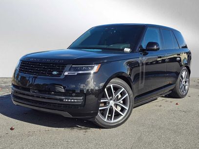 New 2025 Land Rover Range Rover SE