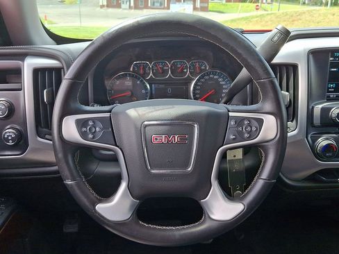 Used 2018 GMC Sierra 1500 SLE w/ SLE Value Package AWD/4WD image 19
