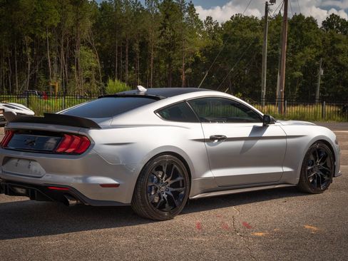 Certified 2020 Ford Mustang Premium RWD image 10