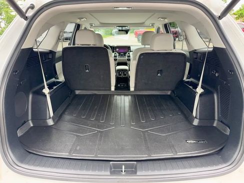 Used 2023 Kia Sorento SX Prestige w/ Panoramic Sunroof Package AWD/4WD image 6