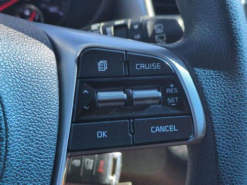 Used 2020 Kia Sorento AWD V6 image 19