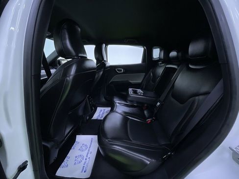 Used 2023 Jeep Compass Limited image 27