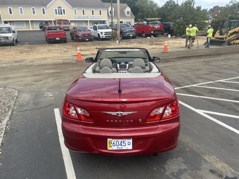 Used 2008 Chrysler Sebring LX w/ Convenience Group image 4