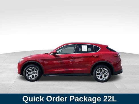 Used 2020 Alfa Romeo Stelvio RWD image 2