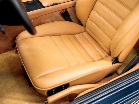 Used 1992 Porsche 968 Coupe RWD image 45