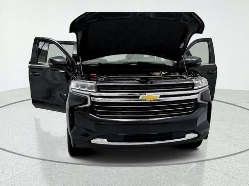 Used 2023 Chevrolet Tahoe LT w/ Luxury Package AWD/4WD image 15