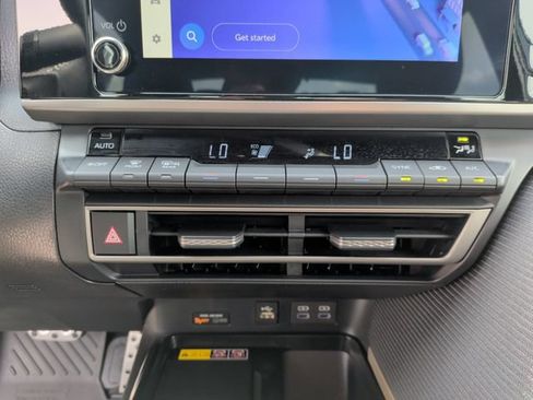 Used 2026 Toyota Camry SE FWD image 18