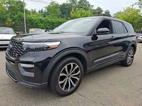 Used 2021 Ford Explorer ST w/ Equipment Group 401A AWD/4WD image 3