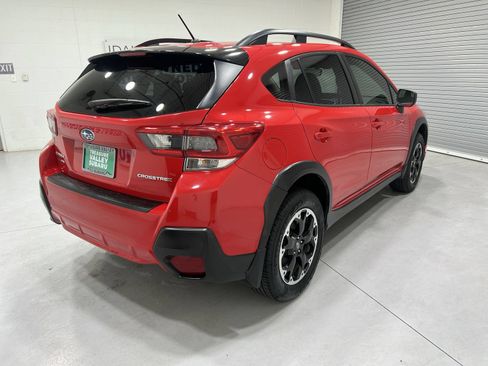 Used 2021 Subaru Crosstrek 2.0i AWD/4WD image 8