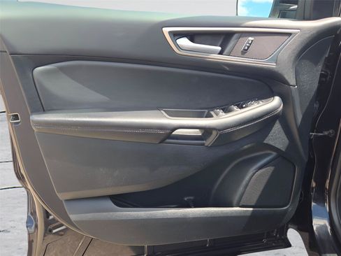 Used 2024 Ford Edge SEL AWD/4WD image 18