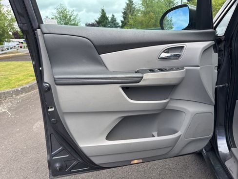Used 2015 Honda Odyssey EX-L image 19