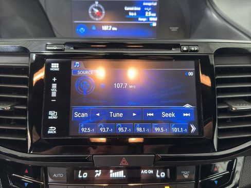 Used 2017 Honda Accord EX-L image 4