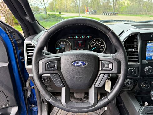 Used 2018 Ford F150 XLT w/ Equipment Group 302A Luxury AWD/4WD image 14