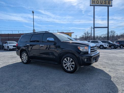Used 2015 Toyota Sequoia Limited image 3