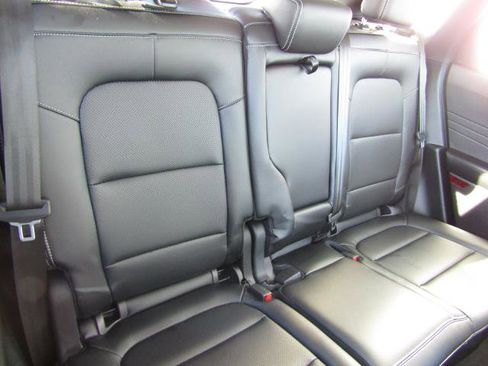 Used 2022 Ford Escape SEL image 9