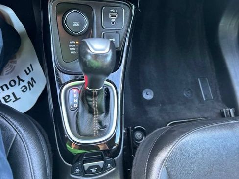 Used 2019 Jeep Compass Limited AWD/4WD image 27
