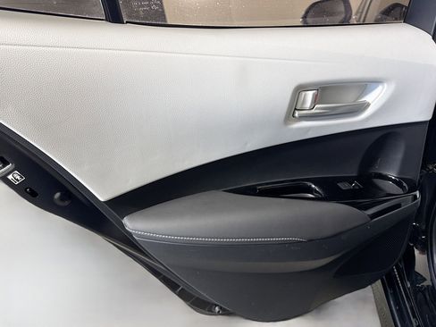 Used 2021 Toyota Corolla XSE image 26