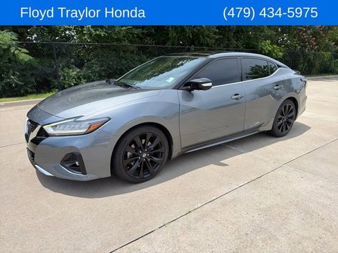Used 2019 Nissan Maxima SR w/ Premium Package FWD image 1