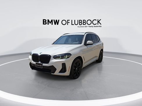 Used 2024 BMW X3 xDrive30i w/ Premium Package AWD/4WD image 3