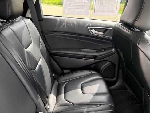 Used 2022 Ford Edge Titanium AWD/4WD image 40