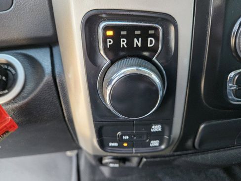 Used 2016 RAM 1500 Classic SLT w/ Luxury Group image 17