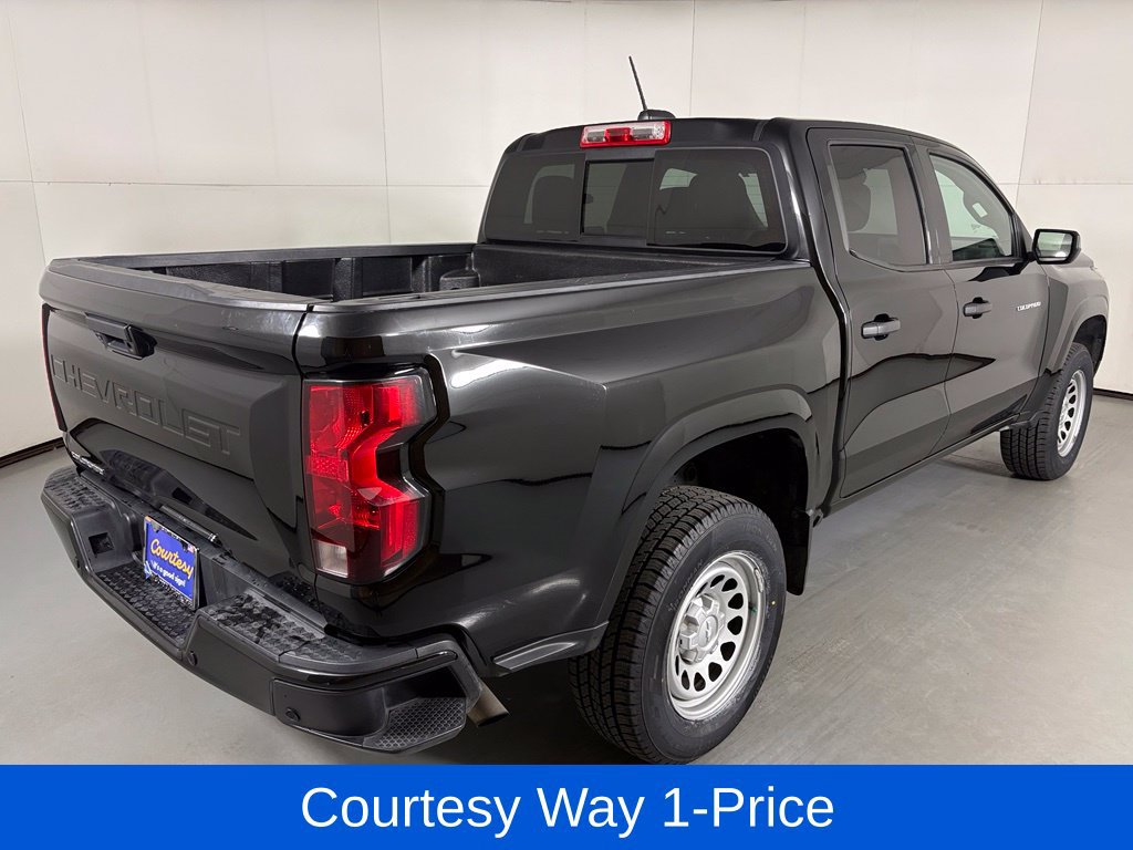Used 2023 Chevrolet Colorado W/T w/ WT Convenience Package II RWD image 11