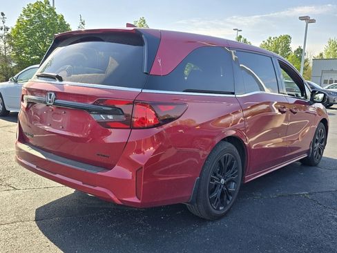 Used 2026 Honda Odyssey Sport-L image 7