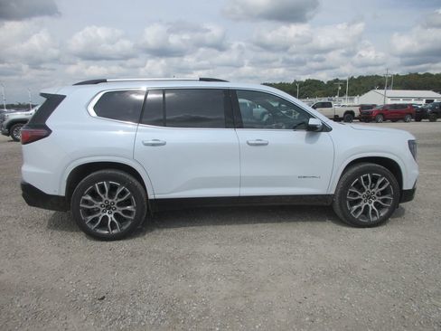 New 2027 GMC Acadia Denali Ultimate AWD/4WD image 3