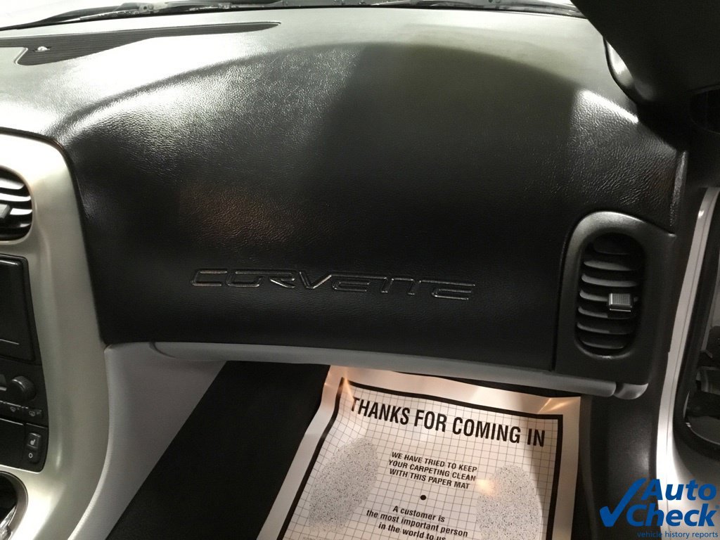 Used 2005 Chevrolet Corvette Convertible w/ Preferred Equipment Group RWD image 36