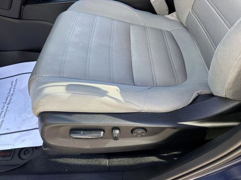 Used 2020 Honda CR-V EX image 27