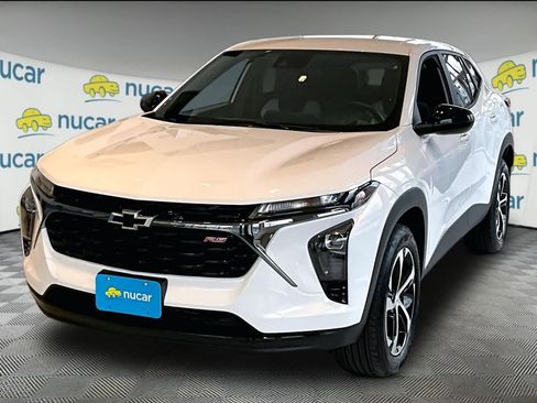 New 2025 Chevrolet Trax RS w/ Driver Confidence Package image 4