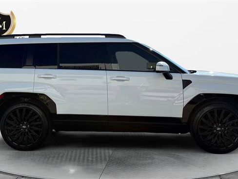Used 2025 Hyundai Santa Fe Calligraphy FWD image 6