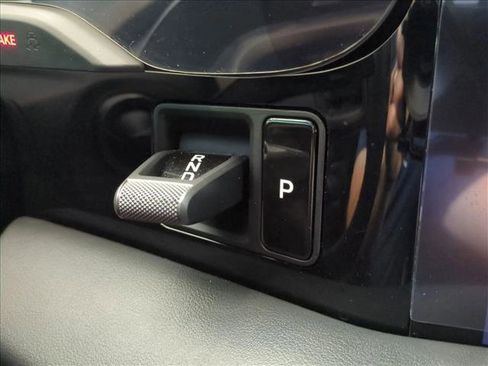 Used 2024 Porsche Taycan image 12