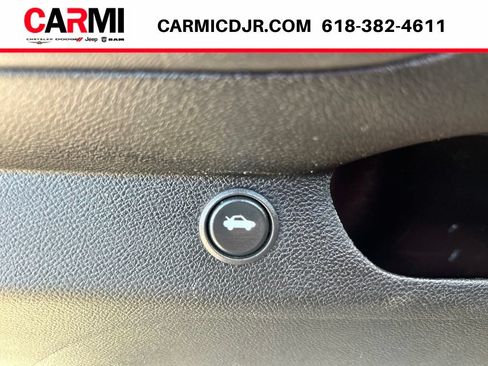 Used 2014 Chevrolet Camaro SS w/ SS Performance Package RWD image 13