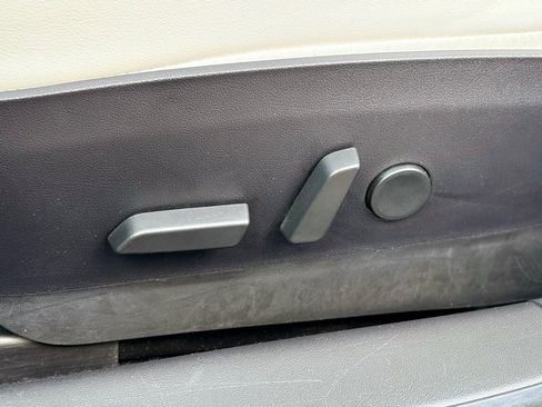 Used 2020 Tesla Model 3 Performance image 7