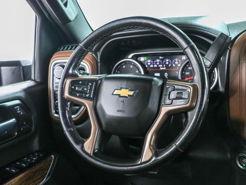 Used 2022 Chevrolet Silverado 2500 High Country AWD/4WD image 13