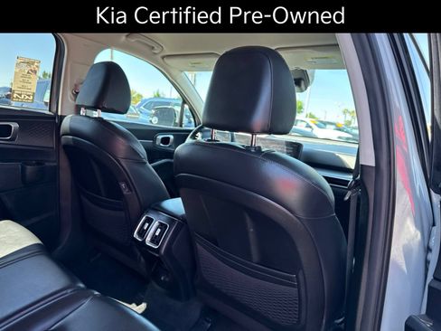 Certified 2025 Kia Sorento S FWD image 25