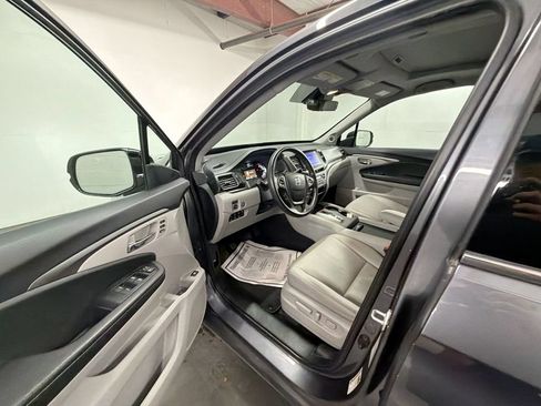 Used 2023 Honda Ridgeline RTL-E image 10