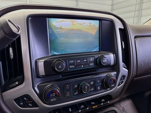 Used 2018 GMC Sierra 1500 SLT image 9