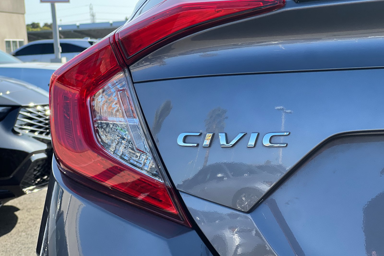 Used 2020 Honda Civic Sport image 26