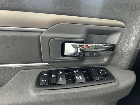 Used 2014 RAM 2500 SLT AWD/4WD image 18