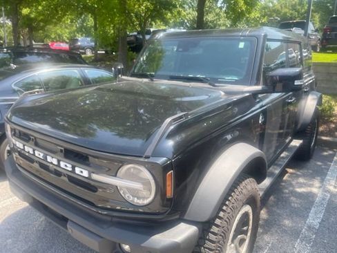 Used 2024 Ford Bronco Outer Banks w/ Sasquatch Package AWD/4WD image 5