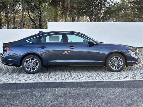 New 2026 Honda Accord EX-L image 2