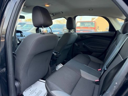 Used 2014 Ford Focus S FWD image 15