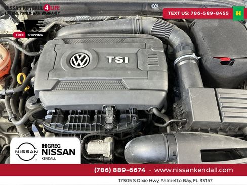 Used 2017 Volkswagen Passat 1.8T SEL Premium image 32