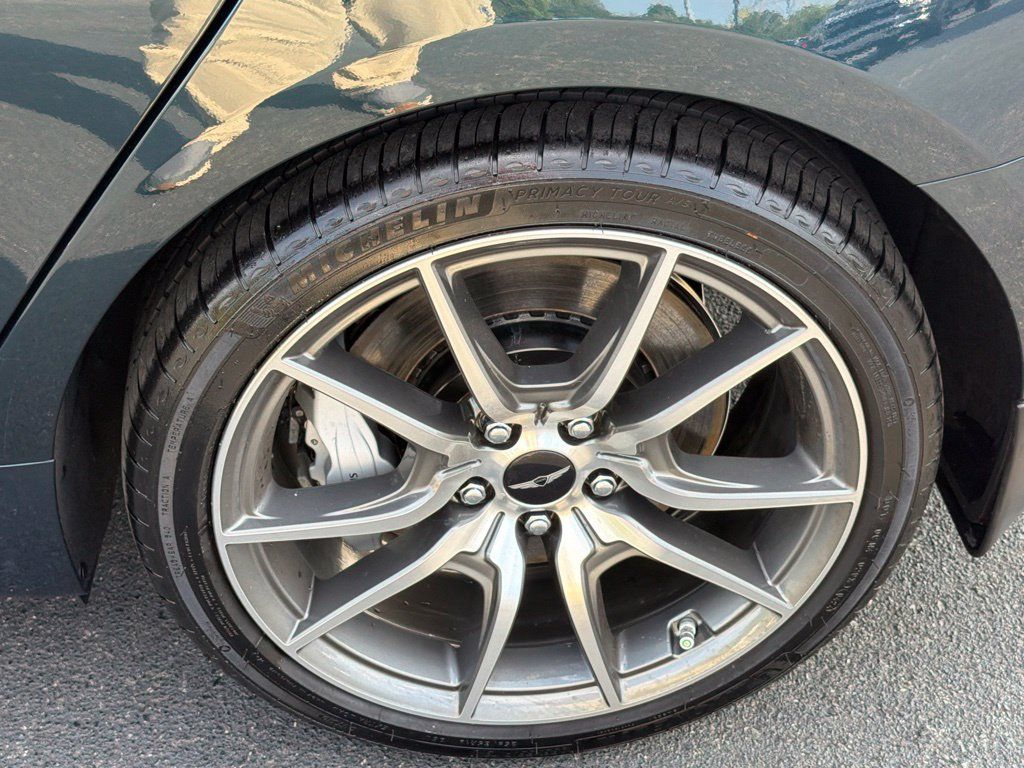 Used 2025 Genesis G70 2.5T AWD/4WD image 30