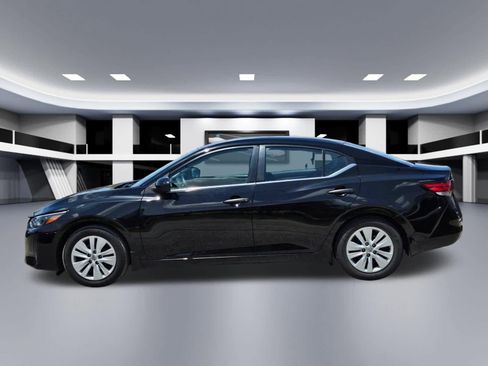 Used 2024 Nissan Sentra S FWD image 3